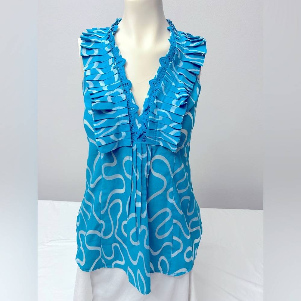 EUC Size M. XOXO aqua blue ruffle tank